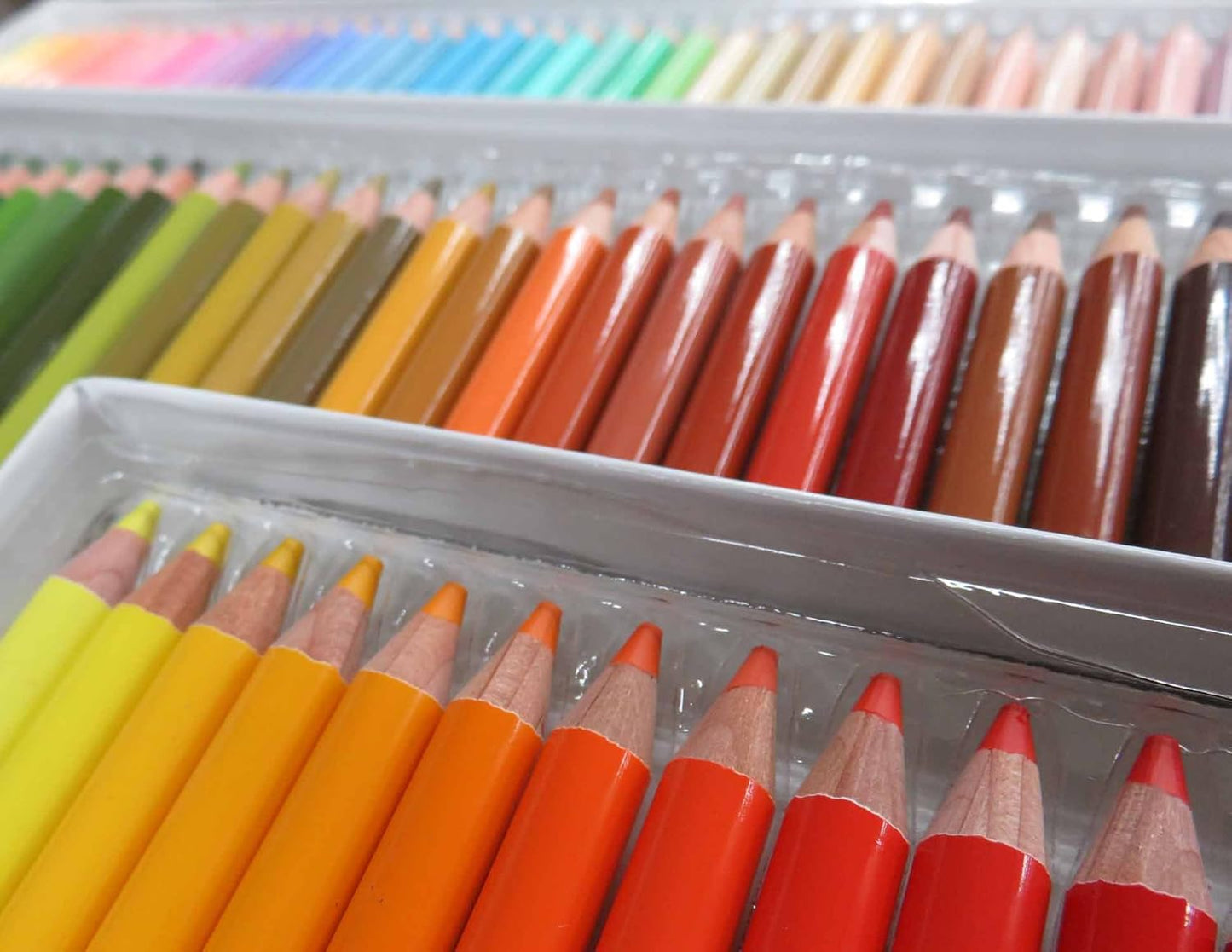 日本製 好賓專家級油性色鉛筆Holbein Artists’ colored pencil 好賓150色油性色鉛筆